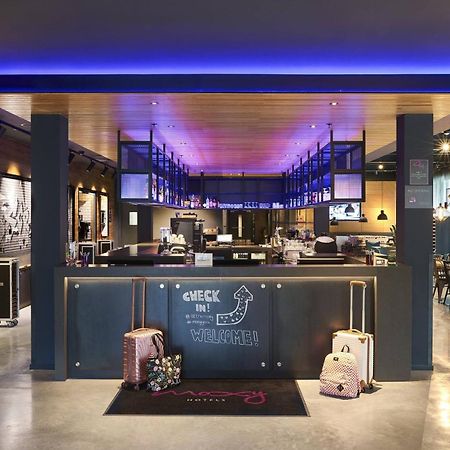 Hotel Moxy York Extérieur photo