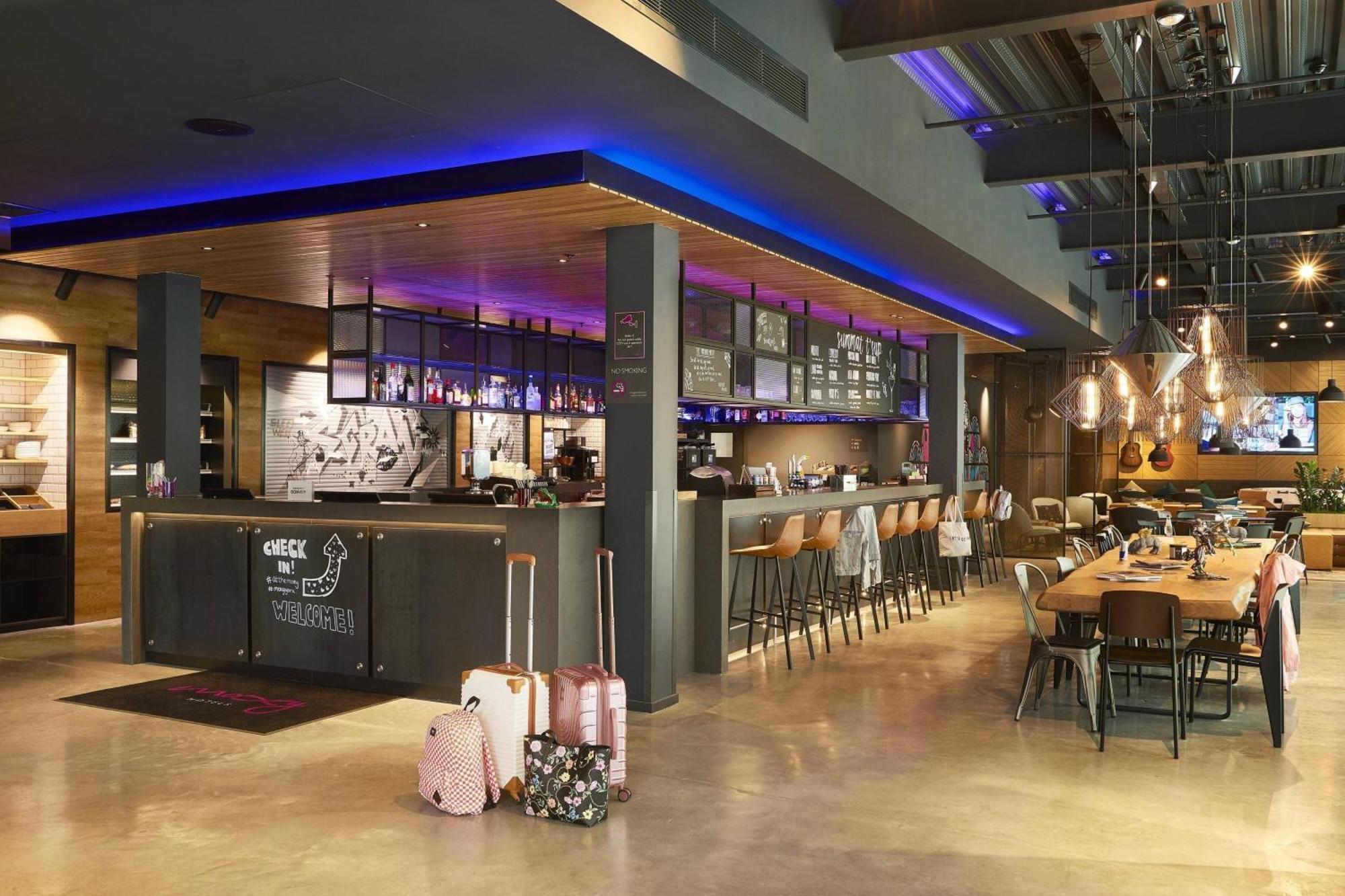 Hotel Moxy York Extérieur photo