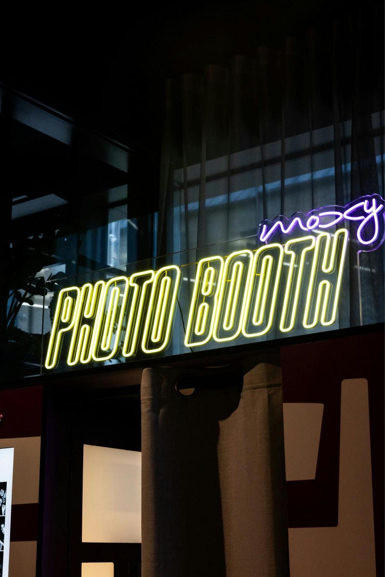Hotel Moxy York Extérieur photo